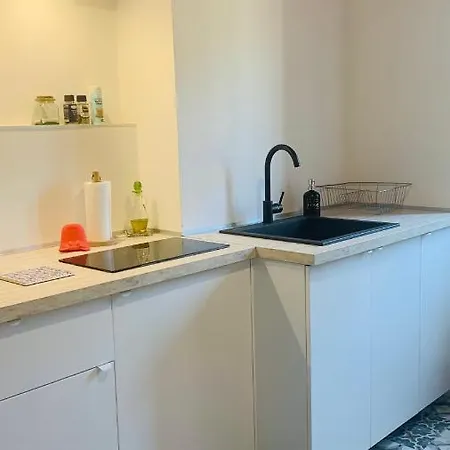 Linhouse Apartment